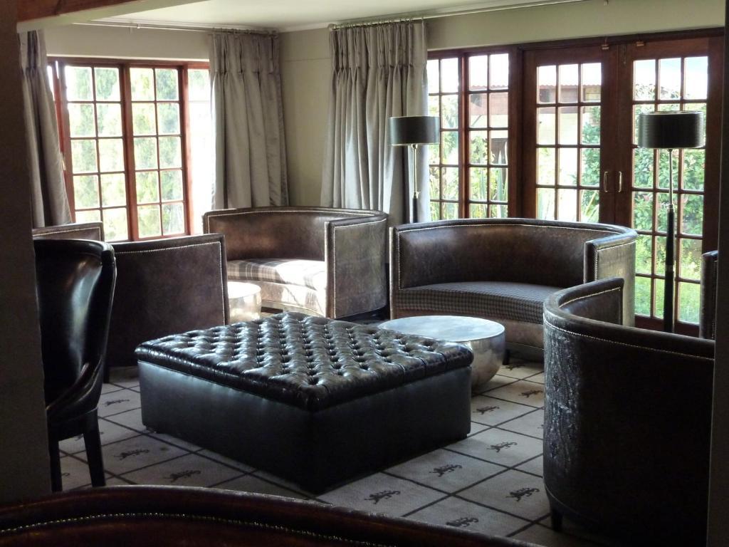 The Highlander Hotel Dullstroom Bagian luar foto